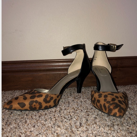 ✨Worthington Kipper Pointed Toe Leopard Pumps - Picture 3 of 4